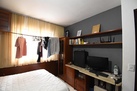 Apartamento à venda com 94m², 3 quartos e 1 vagaQuarto 2