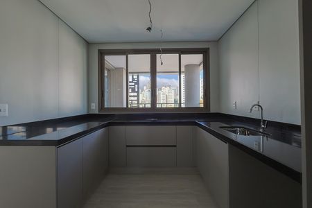 Apartamento à venda com 143m², 4 quartos e 3 vagas