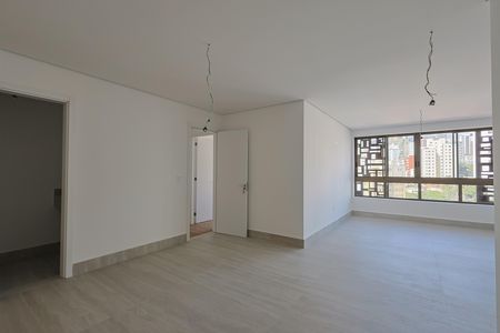 Apartamento à venda com 143m², 4 quartos e 3 vagas