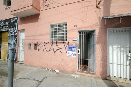 Casa para alugar com 80m², 2 quartos e sem vagaFachada