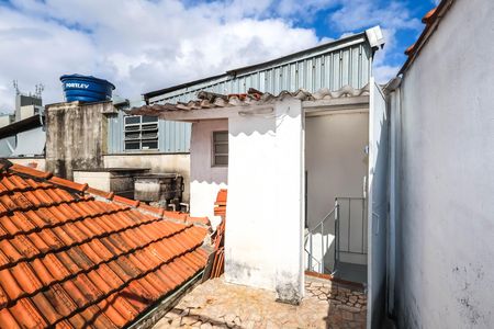Casa para alugar com 80m², 2 quartos e sem vagaQuintal