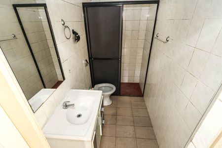 Casa para alugar com 80m², 2 quartos e sem vagaBanheiro