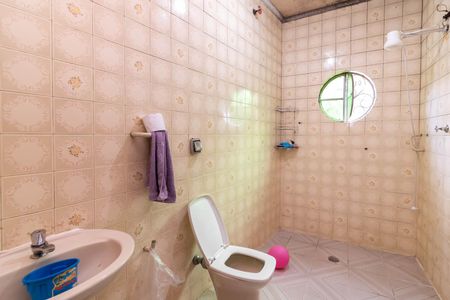 Casa à venda com 188m², 3 quartos e 1 vagaBanheiro 1