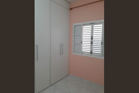 Casa à venda com 240m², 7 quartos e 3 vagas Casa à venda com 240m², 7 quartos e 3 vagasQuarto
