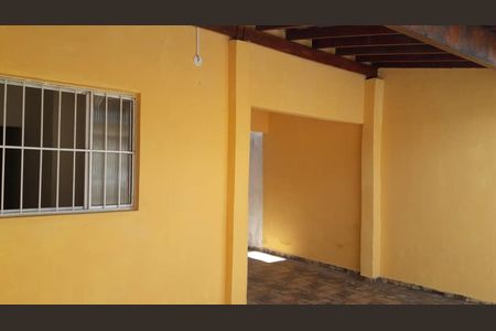Casa à venda com 240m², 7 quartos e 3 vagas Casa à venda com 240m², 7 quartos e 3 vagasÁrea externa