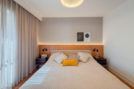 Apartamento à venda com 161m², 4 quartos e 3 vagas Apartamento à venda com 161m², 4 quartos e 3 vagasSuíte 2