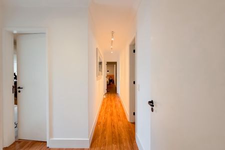 Corredor de apartamento à venda com 4 quartos, 161m² em Vila Mariana, São Paulo