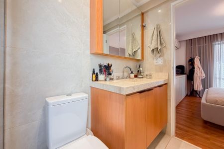 Apartamento à venda com 161m², 4 quartos e 3 vagas Apartamento à venda com 161m², 4 quartos e 3 vagasBanheiro da Suíte 2
