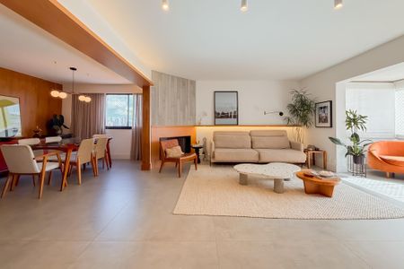 Apartamento à venda com 161m², 4 quartos e 3 vagas Apartamento à venda com 161m², 4 quartos e 3 vagasSala