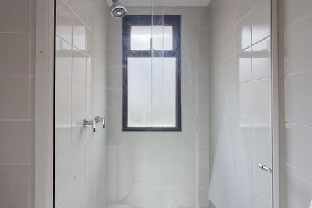Apartamento à venda com 161m², 4 quartos e 3 vagas Apartamento à venda com 161m², 4 quartos e 3 vagasBanheiro Corredor
