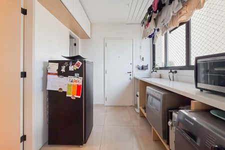 Apartamento à venda com 161m², 4 quartos e 3 vagas Apartamento à venda com 161m², 4 quartos e 3 vagasÁrea de Serviço