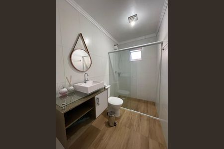 Casa à venda com 246m², 4 quartos e 3 vagas Casa à venda com 246m², 4 quartos e 3 vagasFoto 18