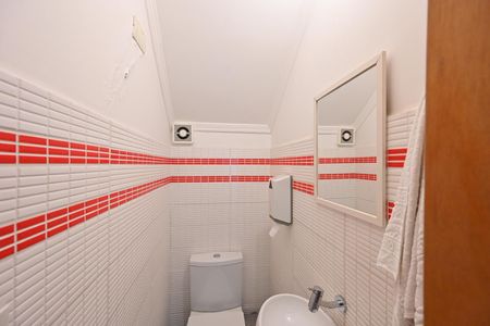 Casa de condomínio à venda com 127m², 3 quartos e 2 vagas Casa de condomínio à venda com 127m², 3 quartos e 2 vagasLavabo