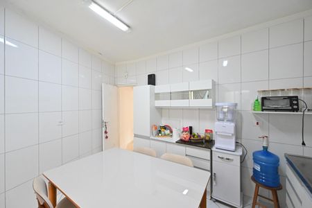 Casa de condomínio à venda com 127m², 3 quartos e 2 vagas Casa de condomínio à venda com 127m², 3 quartos e 2 vagasCozinha