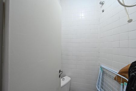 Casa de condomínio à venda com 127m², 3 quartos e 2 vagas Casa de condomínio à venda com 127m², 3 quartos e 2 vagasBanheiro de Serviço