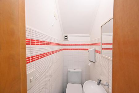 Casa de condomínio à venda com 127m², 3 quartos e 2 vagas Casa de condomínio à venda com 127m², 3 quartos e 2 vagasLavabo