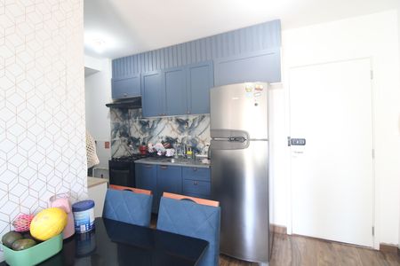 Cozinha de apartamento para alugar com 2 quartos, 39m² em Vila Inglesa, São Paulo