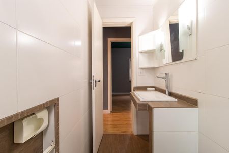 Apartamento à venda com 110m², 3 quartos e 1 vaga Apartamento à venda com 110m², 3 quartos e 1 vagaBanheiro Social