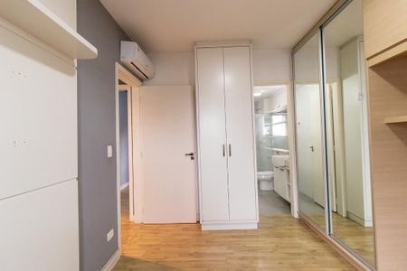 Apartamento à venda com 110m², 3 quartos e 1 vaga Apartamento à venda com 110m², 3 quartos e 1 vagaQuarto 2 - Suíte