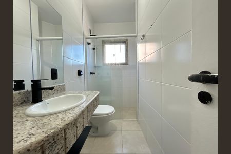 Casa para alugar com 292m², 4 quartos e 4 vagasBanheiro Social