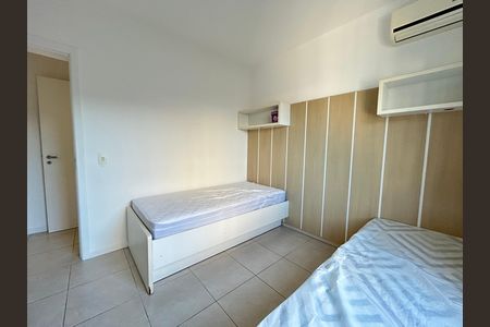 Casa para alugar com 292m², 4 quartos e 4 vagasQuarto 1