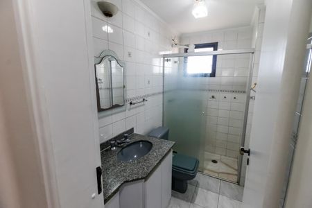 Apartamento para alugar com 110m², 3 quartos e 3 vagas Apartamento para alugar com 110m², 3 quartos e 3 vagasBanheiro Corredor