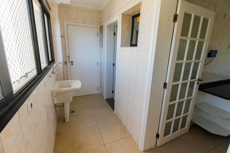 Apartamento para alugar com 110m², 3 quartos e 3 vagas Apartamento para alugar com 110m², 3 quartos e 3 vagasÁrea de Serviço