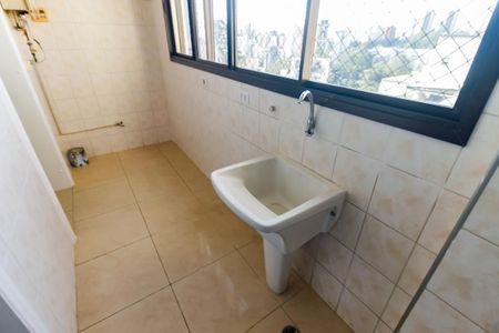 Apartamento para alugar com 110m², 3 quartos e 3 vagas Apartamento para alugar com 110m², 3 quartos e 3 vagasÁrea de Serviço