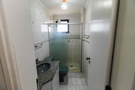 Apartamento para alugar com 110m², 3 quartos e 3 vagas Apartamento para alugar com 110m², 3 quartos e 3 vagasBanheiro Corredor