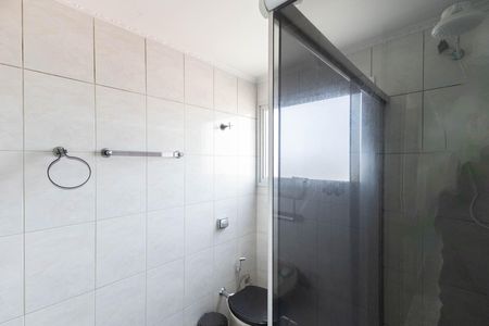 Apartamento à venda com 60m², 2 quartos e 1 vaga Apartamento à venda com 60m², 2 quartos e 1 vagaBanheiro social