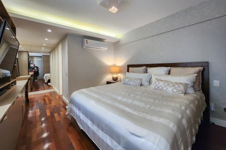 Apartamento à venda com 180m², 4 quartos e 2 vagas Apartamento à venda com 180m², 4 quartos e 2 vagasSuíte 2