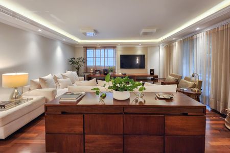 Apartamento à venda com 180m², 4 quartos e 2 vagas Apartamento à venda com 180m², 4 quartos e 2 vagasSala