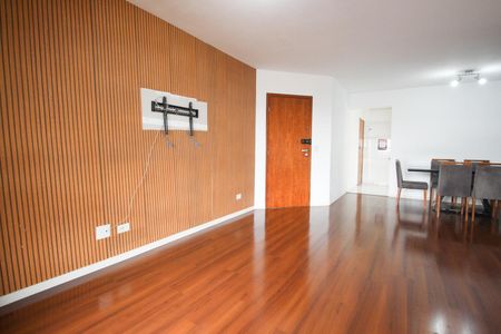 Sala de apartamento para alugar com 3 quartos, 110m² em Chácara Agrindus, Taboão da Serra