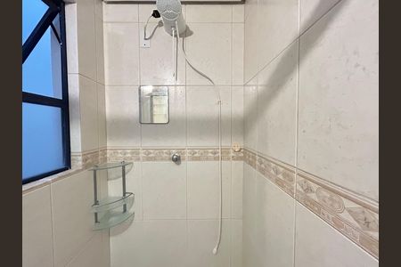 Apartamento para alugar com 100m², 3 quartos e 1 vagaBanheiro suíte 
