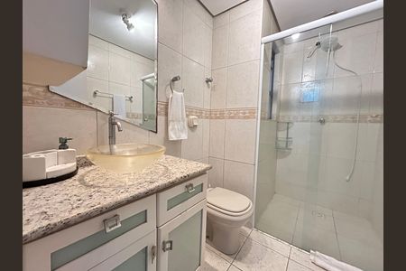Apartamento para alugar com 100m², 3 quartos e 1 vagaBanheiro suíte 