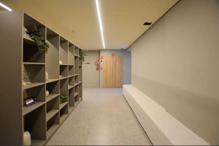 Apartamento para alugar com 27m², 1 quarto e sem vaga Apartamento para alugar com 27m², 1 quarto e sem vagaHall de entrada