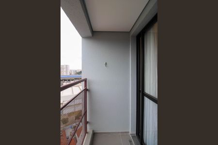 Varanda  de apartamento para alugar com 1 quarto, 27m² em Vila Sonia, São Paulo
