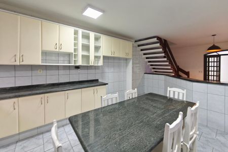 Cozinha de casa para alugar com 4 quartos, 310m² em Parque da Figueira, Campinas