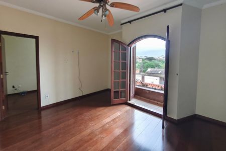 Casa para alugar com 310m², 4 quartos e 5 vagas Casa para alugar com 310m², 4 quartos e 5 vagasQuarto Suíte