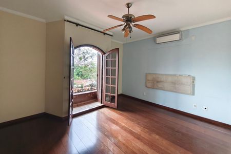 Casa para alugar com 310m², 4 quartos e 5 vagas Casa para alugar com 310m², 4 quartos e 5 vagasQuarto Suíte