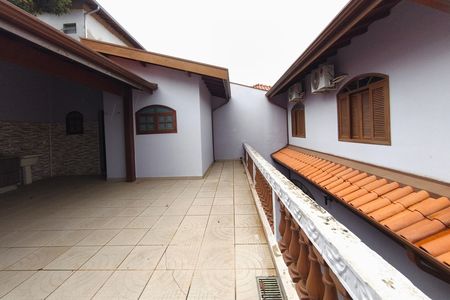 Casa para alugar com 310m², 4 quartos e 5 vagas Casa para alugar com 310m², 4 quartos e 5 vagasQuintal