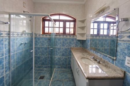 Casa para alugar com 310m², 4 quartos e 5 vagas Casa para alugar com 310m², 4 quartos e 5 vagasBanheiro Social