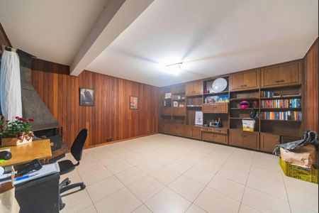Casa à venda com 283m², 3 quartos e 6 vagasSala Inferior