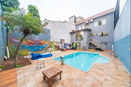 Casa à venda com 283m², 3 quartos e 6 vagasQuintal E Piscina
