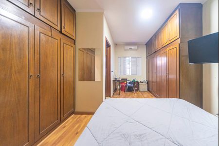Casa à venda com 283m², 3 quartos e 6 vagasQuarto 3