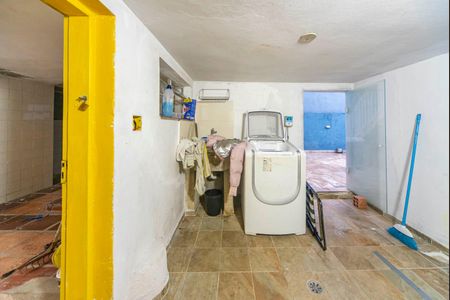 Casa à venda com 283m², 3 quartos e 6 vagasÁrea de Serviço