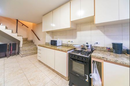 Casa à venda com 283m², 3 quartos e 6 vagasCozinha 