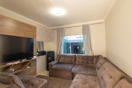 Casa à venda com 148m², 4 quartos e 2 vagas Casa à venda com 148m², 4 quartos e 2 vagasSala