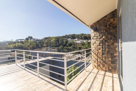 Casa à venda com 148m², 4 quartos e 2 vagas Casa à venda com 148m², 4 quartos e 2 vagasTerraço