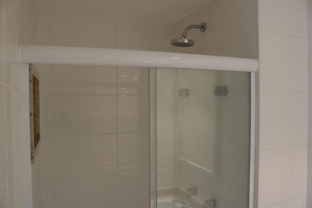 Apartamento à venda com 68m², 2 quartos e 1 vagaBanheiro 2